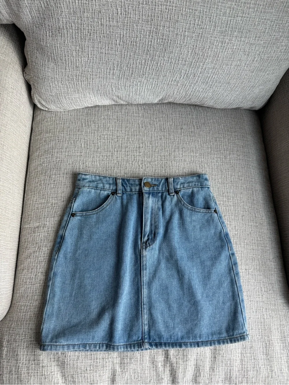 Forever 21 Light Wash Denim Mini Skirt